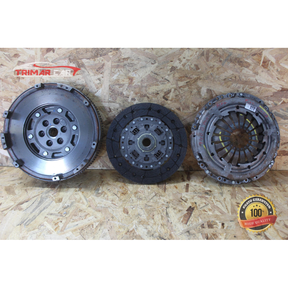 55260339 KIT VOLANO E FRIZIONE FIAT 500X (334)(2014 >) 1.4TB 940B7000 (SOLO 2000 KM)