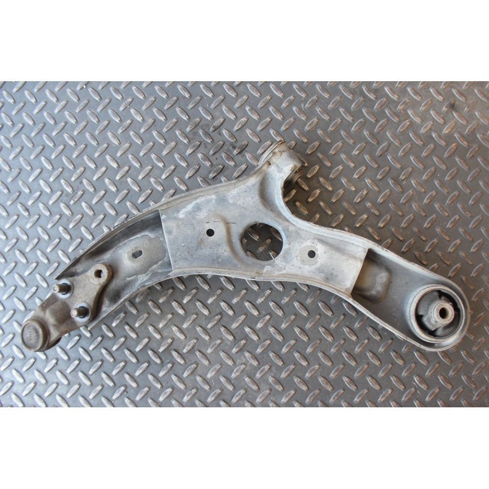 ANTERIORE DESTRO BRACCIO OSCILLANTE SOSPENSIONE ANTERIORE DESTRO KIA CARENS 4 (2017) 1.7 CRDI 141CV 104KW D4FD