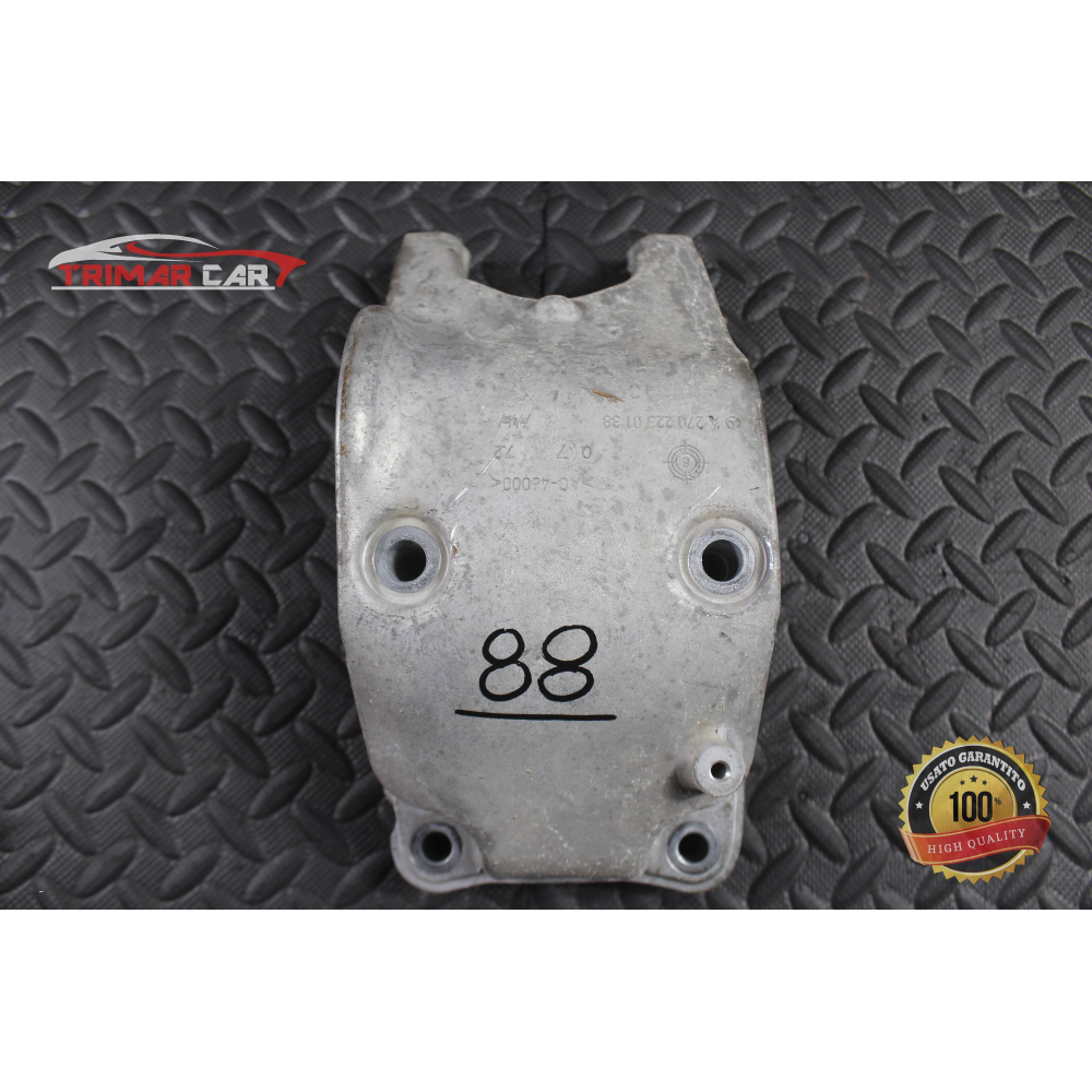 A2702230138 SUPPORTO MOTORE MERCEDES CLASSE C (W205)(2013 >) AMG C 63 476CV 350KW M177980