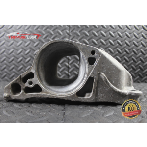 A2702230138 SUPPORTO MOTORE MERCEDES CLASSE C (W205)(2013 >) AMG C 63 476CV 350KW M177980