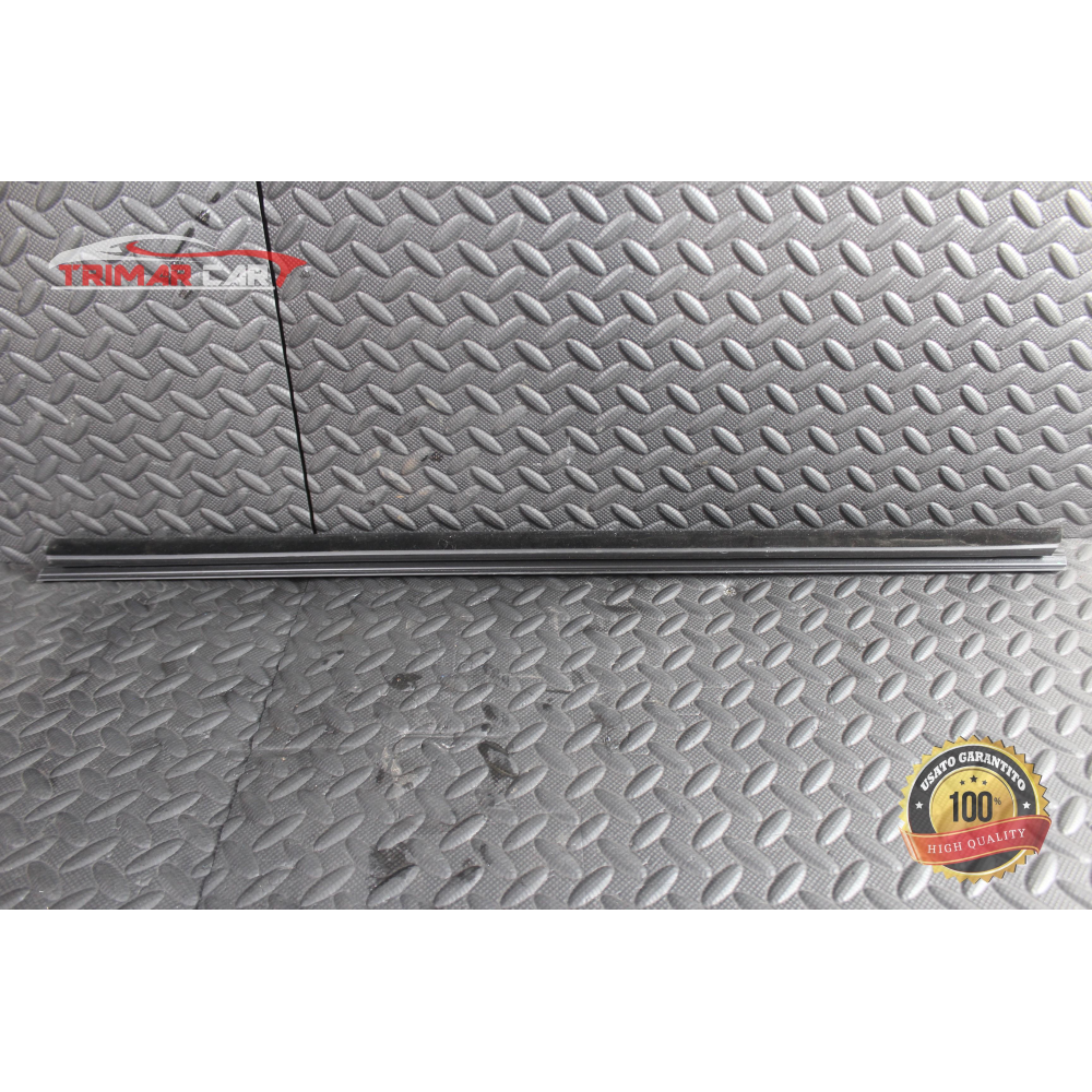 RASCHIAVETRO INTERNO ANTERIORE SINISTRO DACIA SANDERO 2 (2012 >) 1.0 Sce 75 73CV 54KW B4D B4