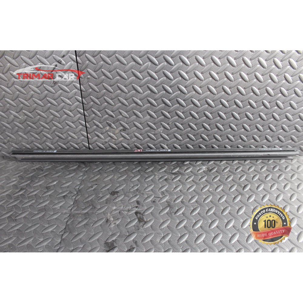 RASCHIAVETRO INTERNO ANTERIORE SINISTRO DACIA SANDERO 2 (2012 >) 1.0 Sce 75 73CV 54KW B4D B4