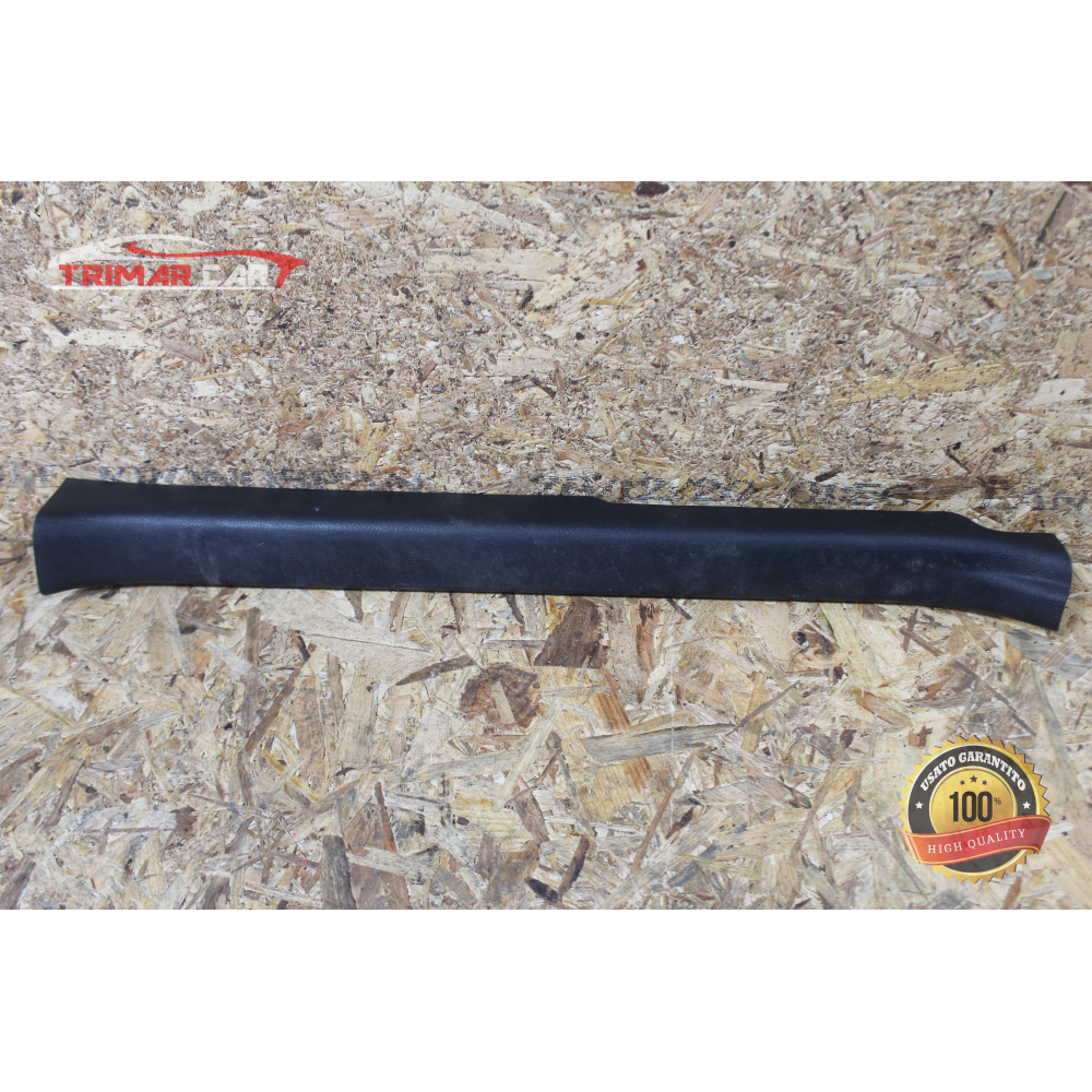 67914-0D200 PROFILO BATTITACCO ANTERIORE SINISTRO TOYOTA YARIS 3 III (P13)(2010 >) 1.0 69CV 51KW COD MOT; 1KR