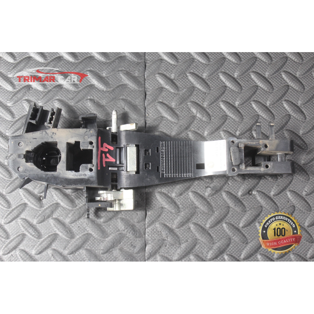3V1084-115 SUPPORTO MANIGLIA ESTERNA ANTERIORE SINISTRA LAND ROVER DISCOVERY 3 III (L319)(04-09)