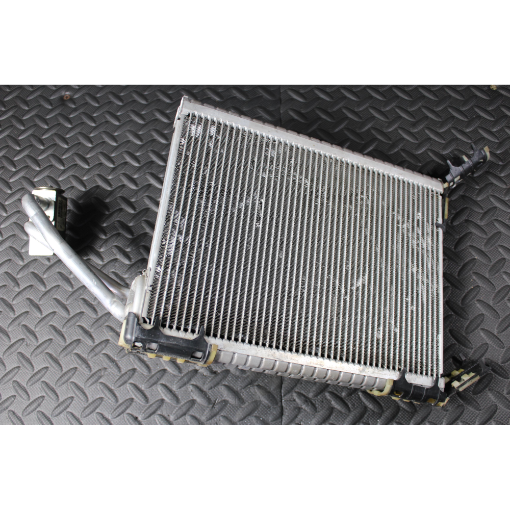 J2842 EVAPORATORE RADIATORE STUFA ALFA ROMEO GIULIA 2 (952)(2015 >) 2.2D 110KW 150CV COD. MOT. 55266388