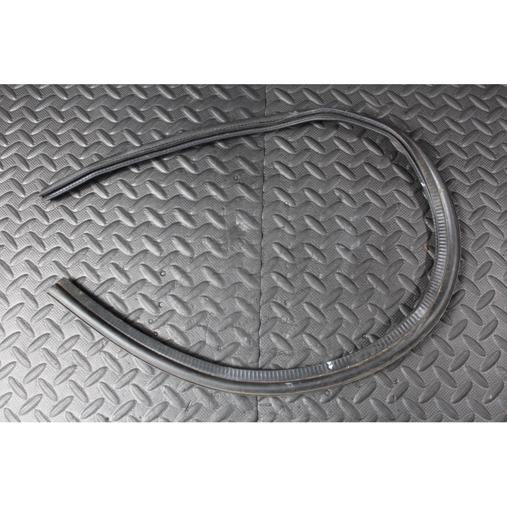 GUARNIZIONE COFANO ANTERIORE ALFA ROMEO GIULIA 2 (952)(2015 >) 2.2D 110KW 150CV COD. MOT. 55266388