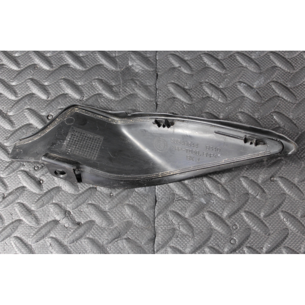 50546544 MOSTRINA PARAFANGO SINISTRO ALFA ROMEO GIULIA 2 (952)(2015 >) 2.2D 110KW 150CV COD. MOT. 55266388