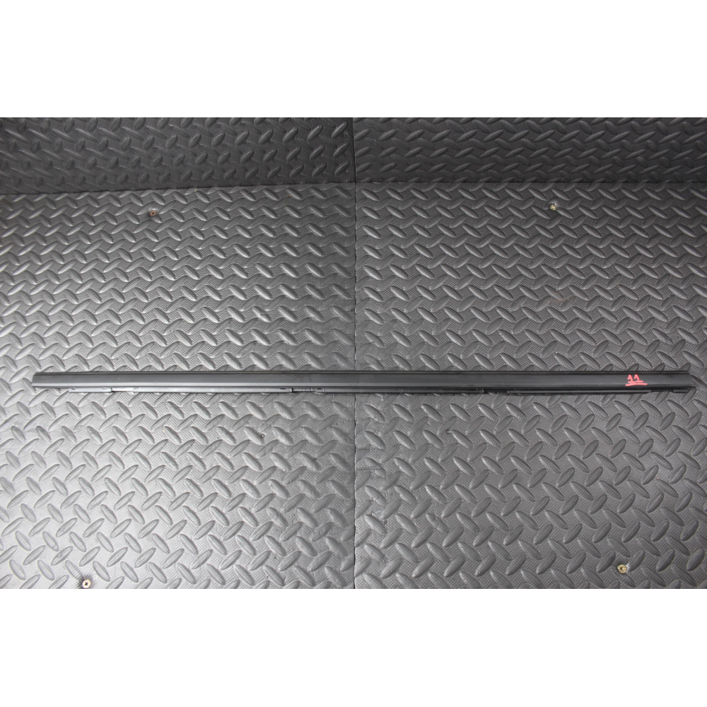 9823196180 RASCHIAVETRO ESTERNO ANTERIORE DESTRO PEUGEOT 208 2 II (UB_UP_UW_UJ_)(2019>) 1.5 BlueHDI 100 102CV 75KW YH01