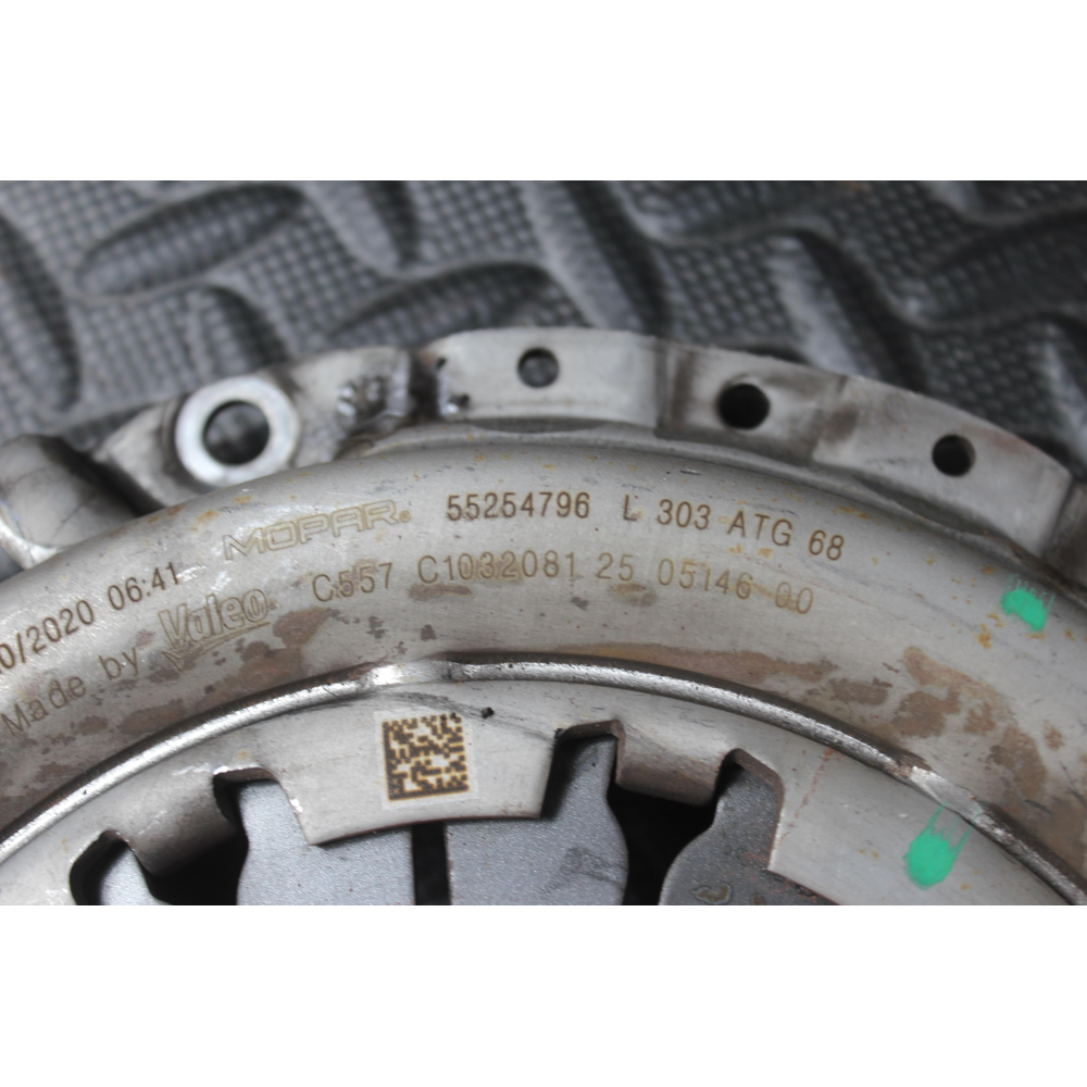 55261926 KIT DISCO FRIZIONE SPINGIDISCO FIAT 500X (334)(2014 >) 1.3 MJET 95CV 70KW COD. MOT. 55283775