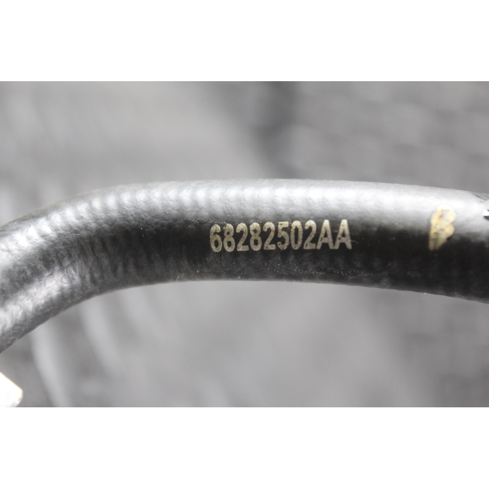 68282502AA TUBO ACQUA RAFFREDDAMENTO RADIATORE JEEP WRANGLER 4 IV (JL)(2017 >) 2.2 MULTIJET 200CV 9464804 EBH