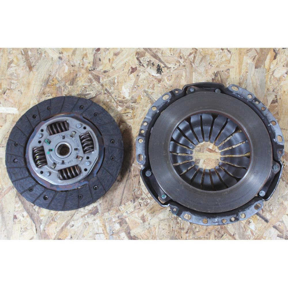 302101852R KIT FRIZIONE SPINGIDISCO DACIA SANDERO 2 (2012 >) 1.0 Sce 75 73CV 54KW B4D B4