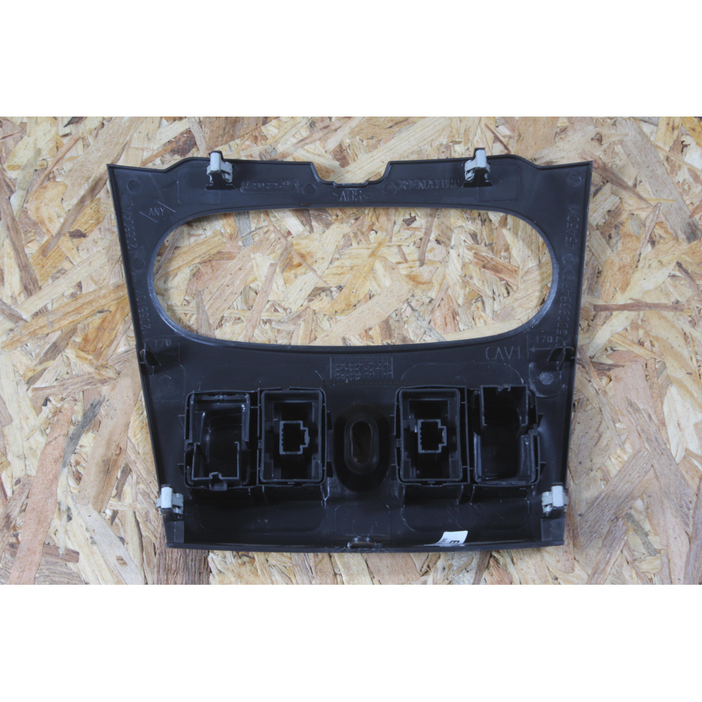 275009384R MASCHERINA CORNICE CENTRALINA CLIMA DACIA SANDERO 2 (2012 >) 1.0 Sce 75 73CV 54KW B4D B4