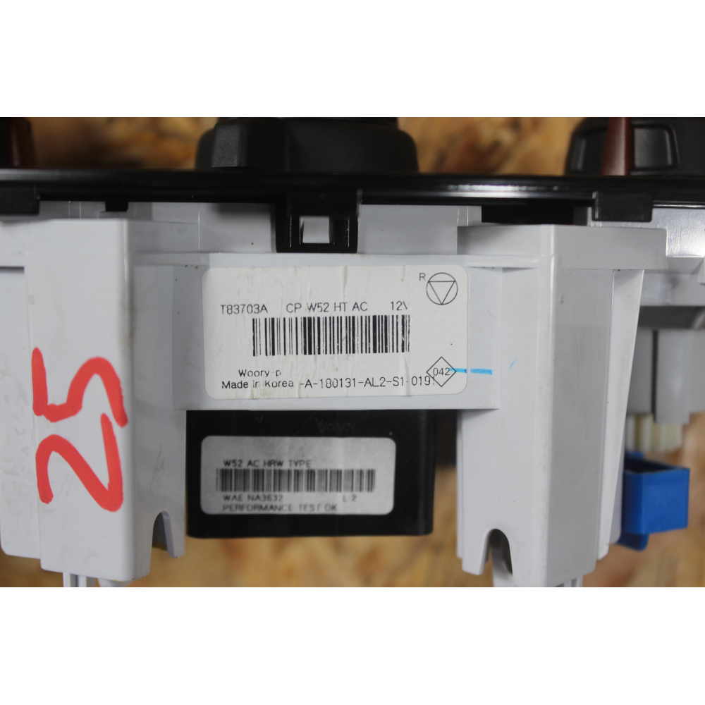 T83703A CENTRALINA COMANDO CLIMA MANUALE DACIA SANDERO 2 (2012 >) 1.0 Sce 75 73CV 54KW B4D B4