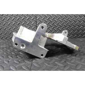 8200793436 SUPPORTO MOTORE POMPA GASOLIO SUZUKI GRAND VITARA 2 II (JT,TE,TD)(05-15) 1.9 DDIS 129CV 95KW 4X4 F9QB264