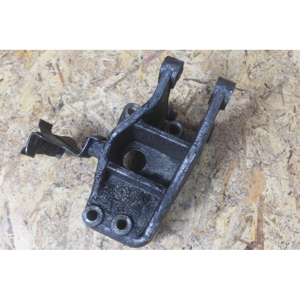 98473455 SUPPORTO MOTORE COMPRESSORE CLIMA FIAT DUCATO 2 (244)(2002-2006) 2.8 JTD 814043S