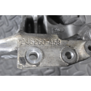 246260-459 8710135010  SUPPORTO POMPA ACQUA TOYOTA LAND CRUISER 300 (J12)(2002-2009) 3.0D-4D 1KD