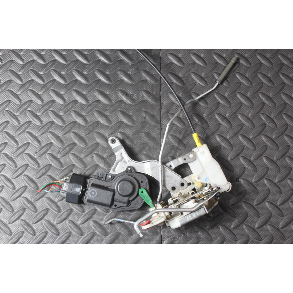 SERRATURA SPORTELLO ANTERIORE SINISTRA 5PIN TOYOTA AYGO (B1)(2005-2014)