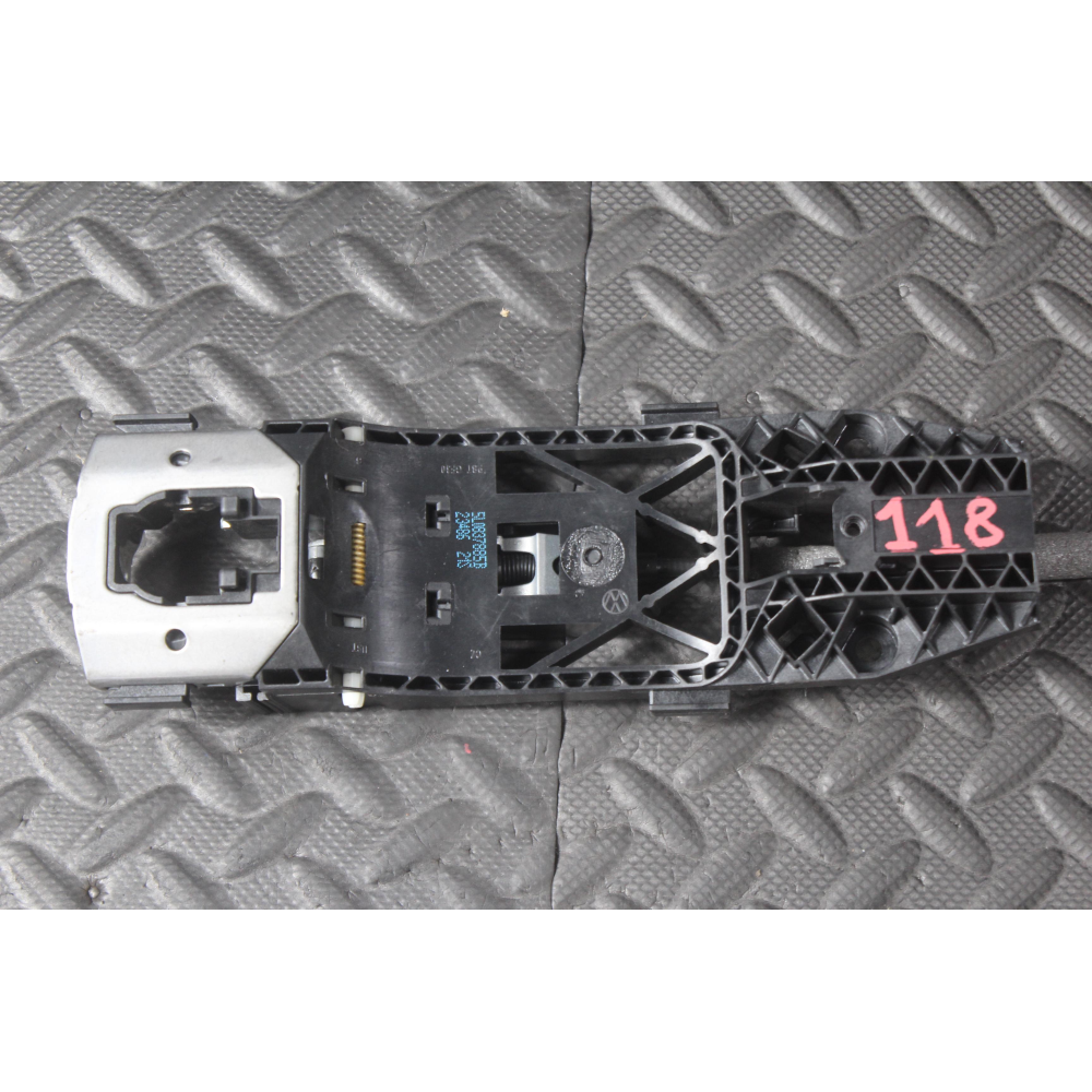 5L0837885B SUPPORTO MANIGLIA ESTERNA ANTERIORE SINISTRA SKODA OCTAVIA 3 COMBI (2012 >)