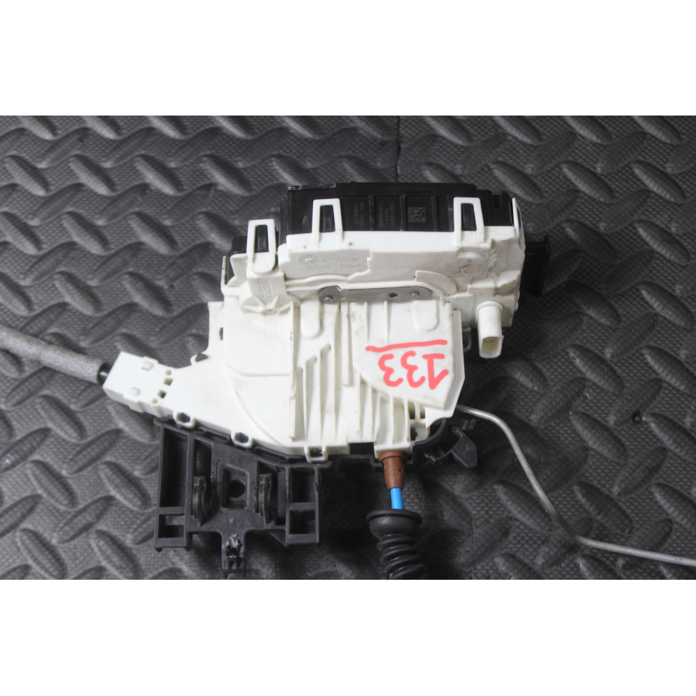 A1667200435 SERRATURA SPORTELLO ANTERIORE DESTRA 4PIN MERCEDES CLASSE GLA (X156)(2013 >)