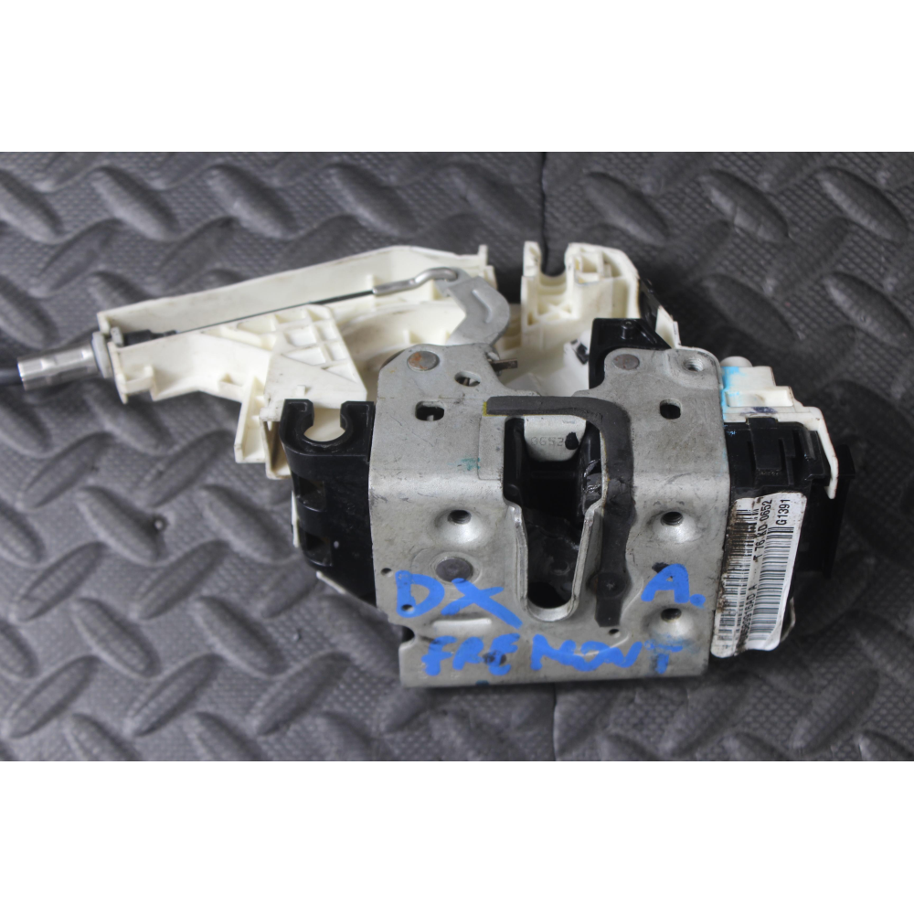 04589916AD SERRATURA SPORTELLO ANTERIORE DESTRA 4PIN FIAT FREEMONT (345)(11-16)