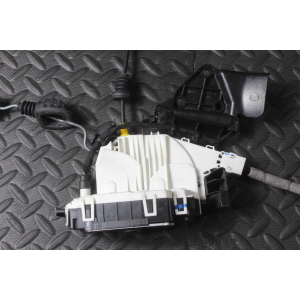 A2047200635 SERRATURA SPORTELLO ANTERIORE DESTRA MERCEDES CLASSE C (W204)(07-14)