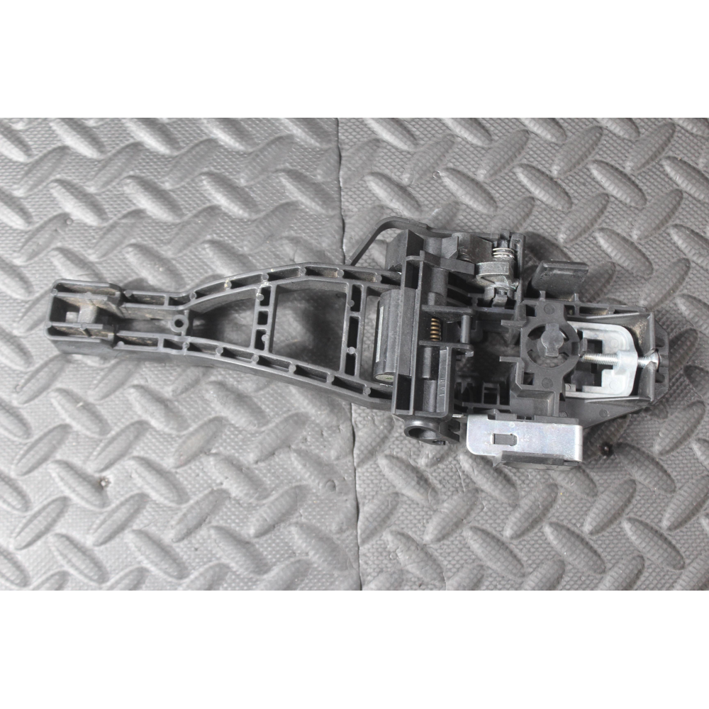 BM51A224A37CJ SUPPORTO MANIGLIA ESTERNA POSTERIORE SINISTRA FORD FOCUS 3 III (2010 >)