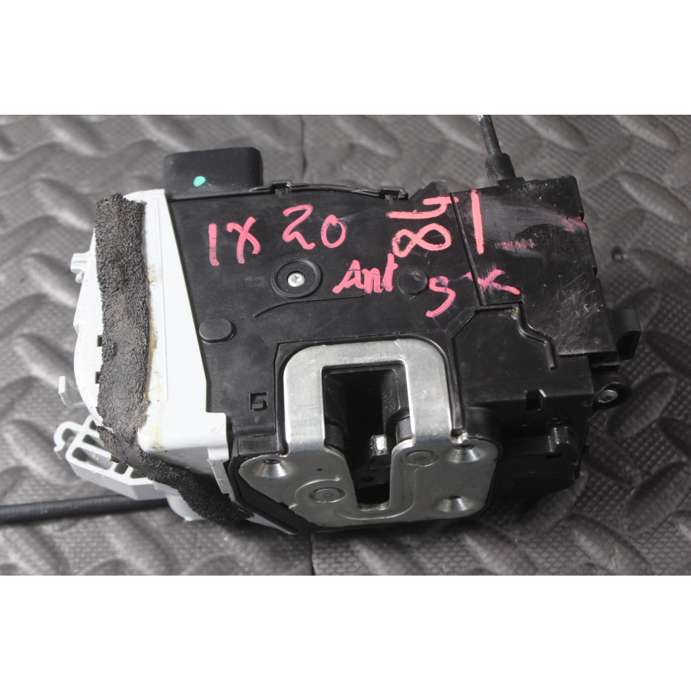 81310-1K000 SERRATURA SPORTELLO ANTERIORE SINISTRA 6PIN HYUNDAI ix20 (JC)(2010 >)