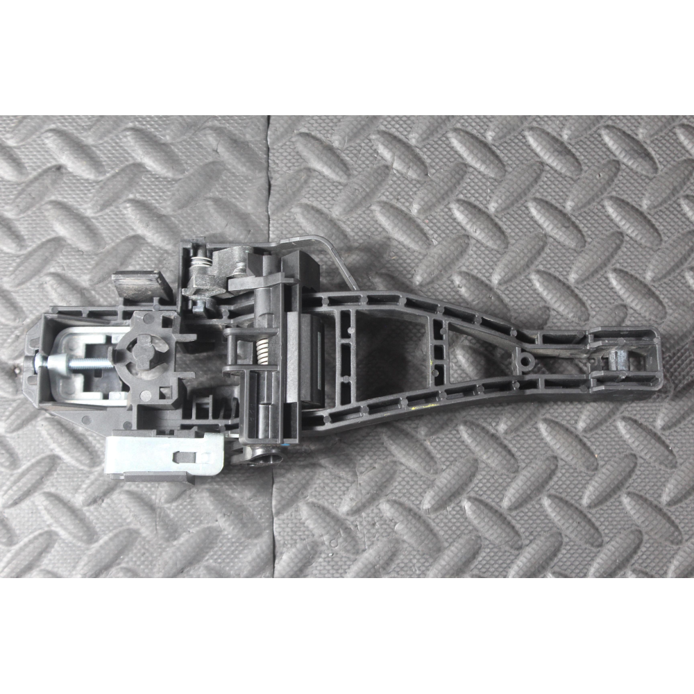BM51A224A36CH SUPPORTO MANIGLIA ESTERNA ANTERIORE DESTRA FORD FOCUS 3 III (2010 >)