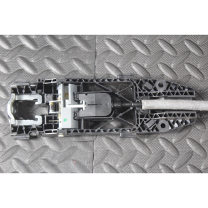 5L0837885B SUPPORTO MANIGLIA ESTERNA ANTERIORE SINISTRA SKODA OCTAVIA 3 COMBI (2012 >)