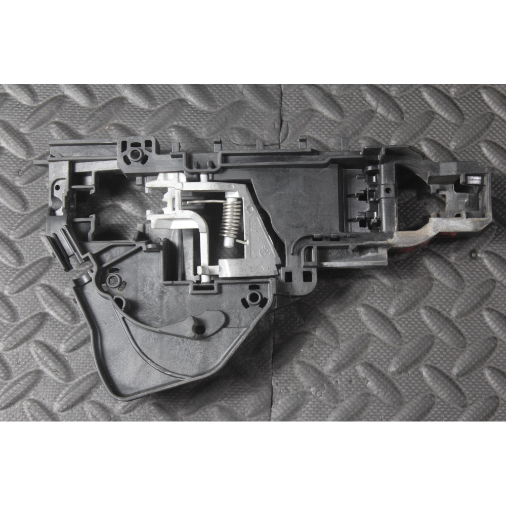 A1697600334 SUPPORTO MANIGLIA ESTERNA POSTERIORE SINISTRA MERCEDES CLASSE A (W169)(2004-2012)
