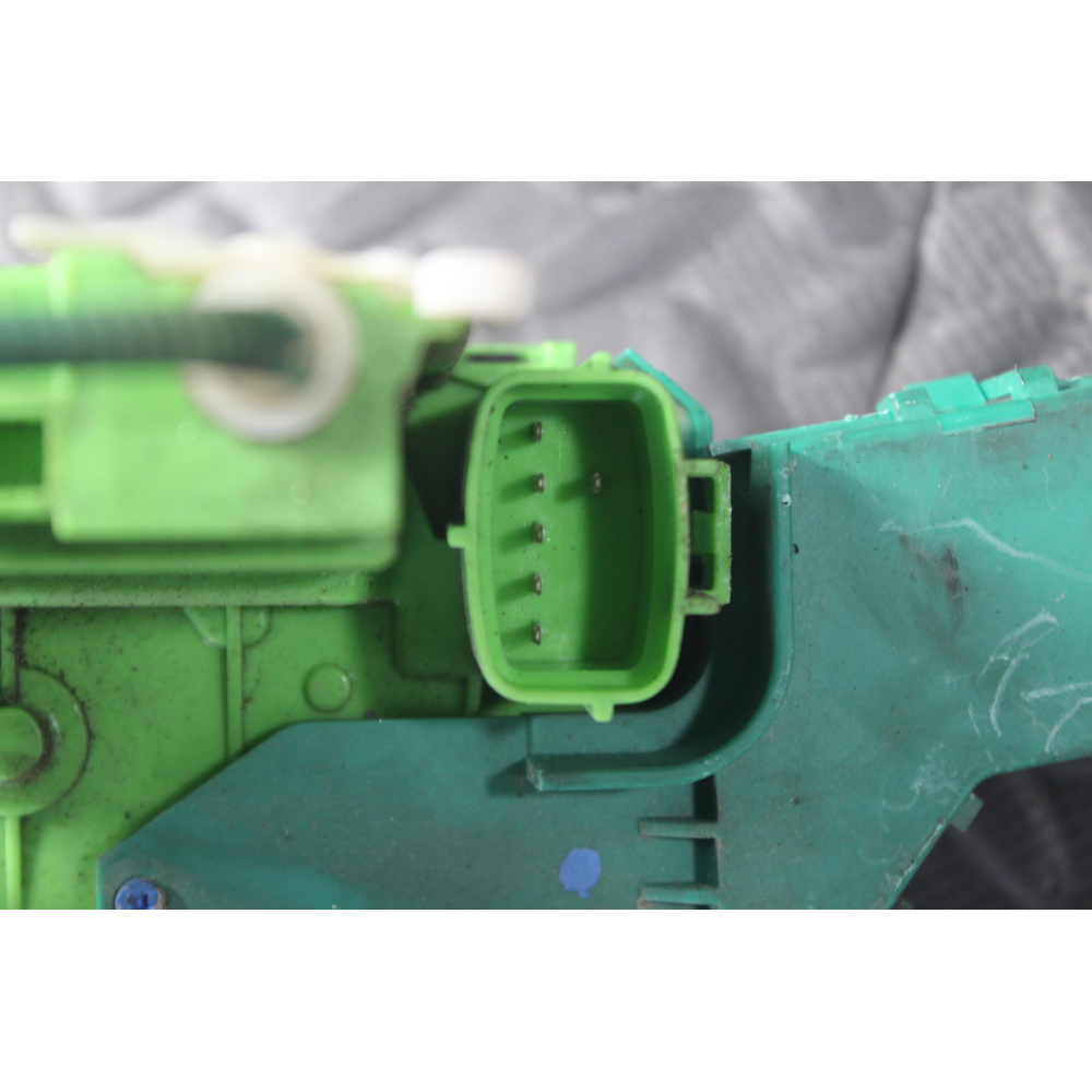 SERRATURA SPORTELLO ANTERIORE SINISTRA 6PIN ALFA ROMEO GIULIETTA 2 (940)(2010 >)