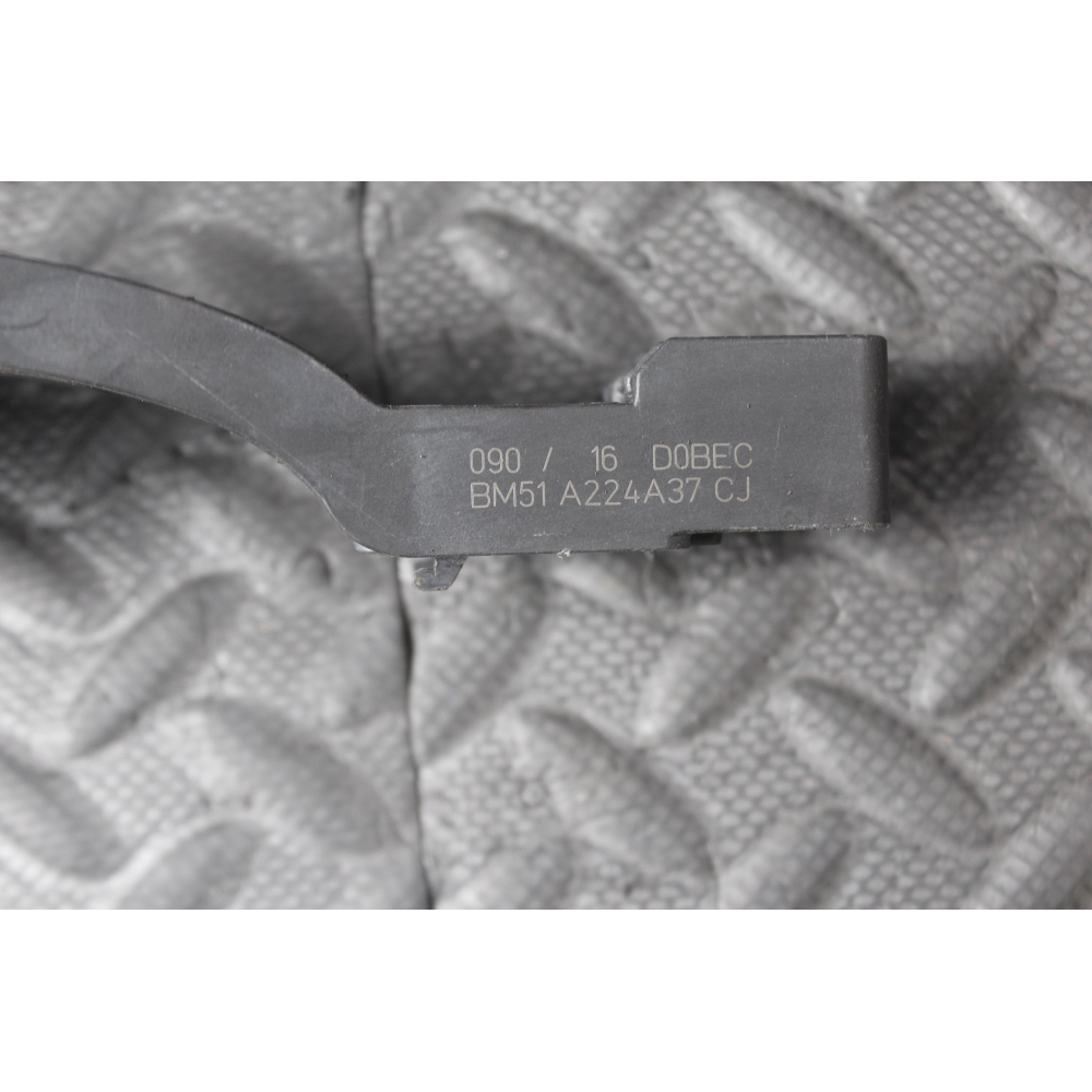 BM51A224A37CJ SUPPORTO MANIGLIA ESTERNA POSTERIORE SINISTRA FORD FOCUS 3 III (2010 >)