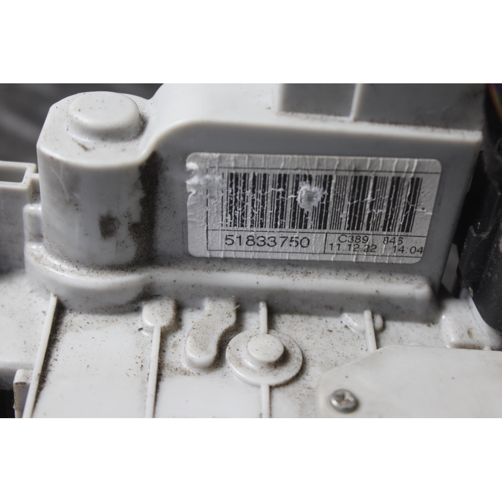 51833750 SERRATURA SPORTELLO ANTERIORE SINISTRA 5PIN LANCIA YPSILON 3 (312)(2011 >)