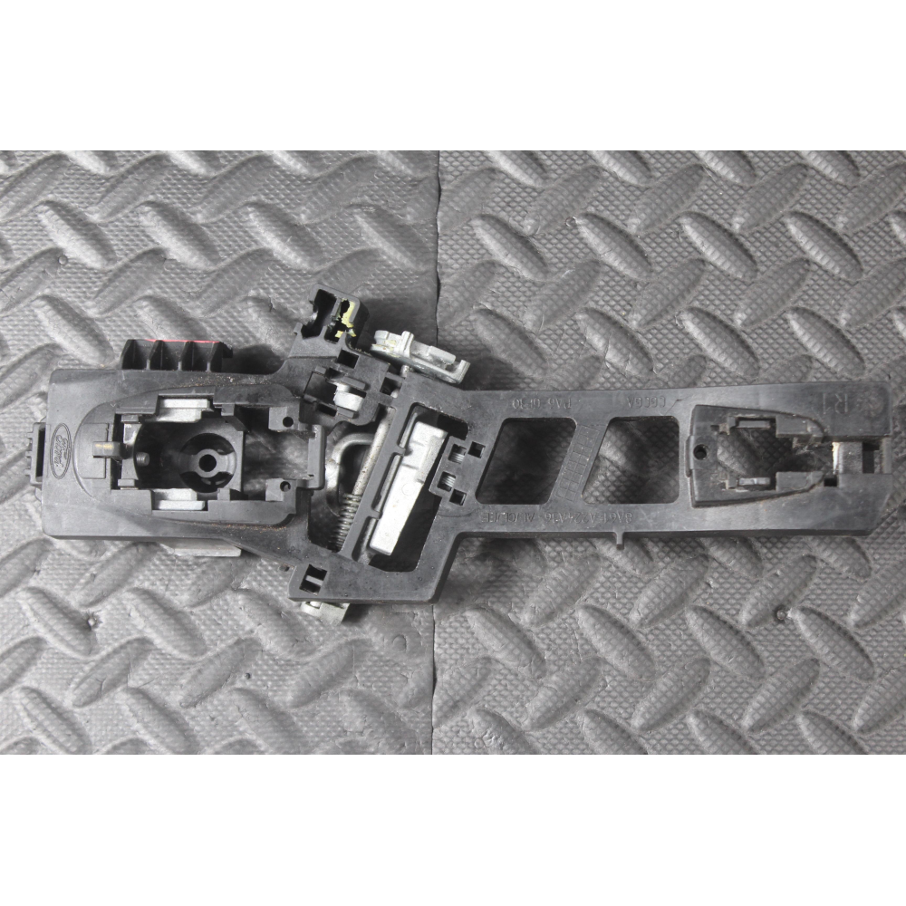 8A6A-A224A36-AL SUPPORTO MANIGLIA ESTERNA POSTERIORE DESTRA FORD FIESTA 6 VI (2008-2017)