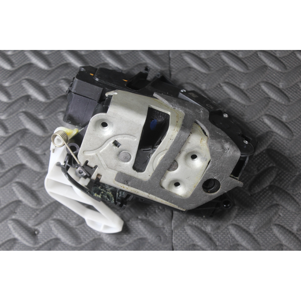 AM5AU21812BE SERRATURA SPORTELLO ANTERIORE DESTRA 4PIN FORD GRAND C-MAX (/CB7,DXA/CEU)(2010 >)