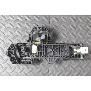 A2047600834 SUPPORTO MANIGLIA ESTERNA POSTERIORE DESTRA MERCEDES CLASSE C (W204)(07-14)