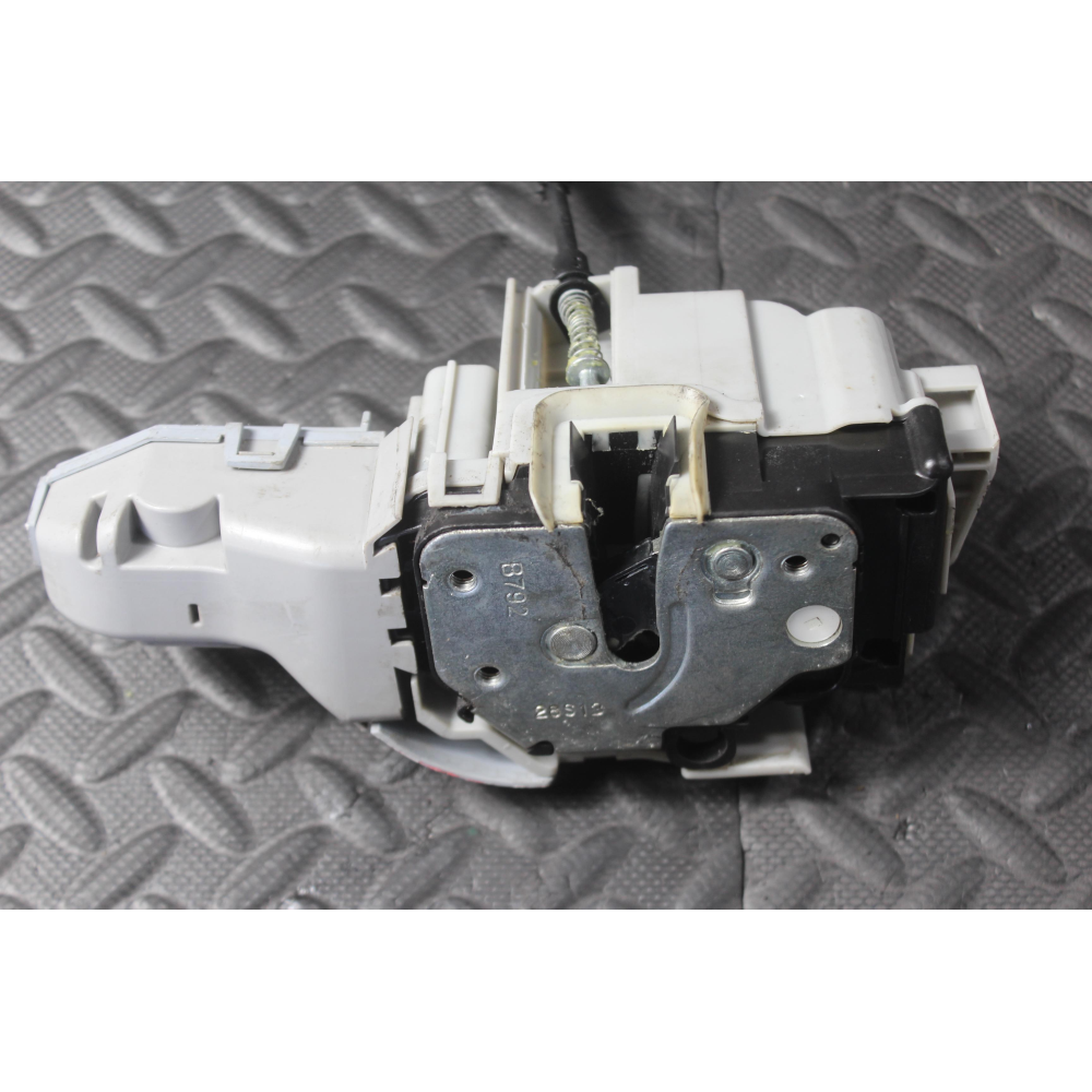 SERRATURA SPORTELLO ANTERIORE SINISTRA 5PIN LANCIA DELTA 3 III (844)(2008-2014)