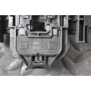 30747097 SUPPORTO MANIGLIA ESTERNA POSTERIORE DESTRA 6PIN VOLVO V60 II (225)(2018 >)