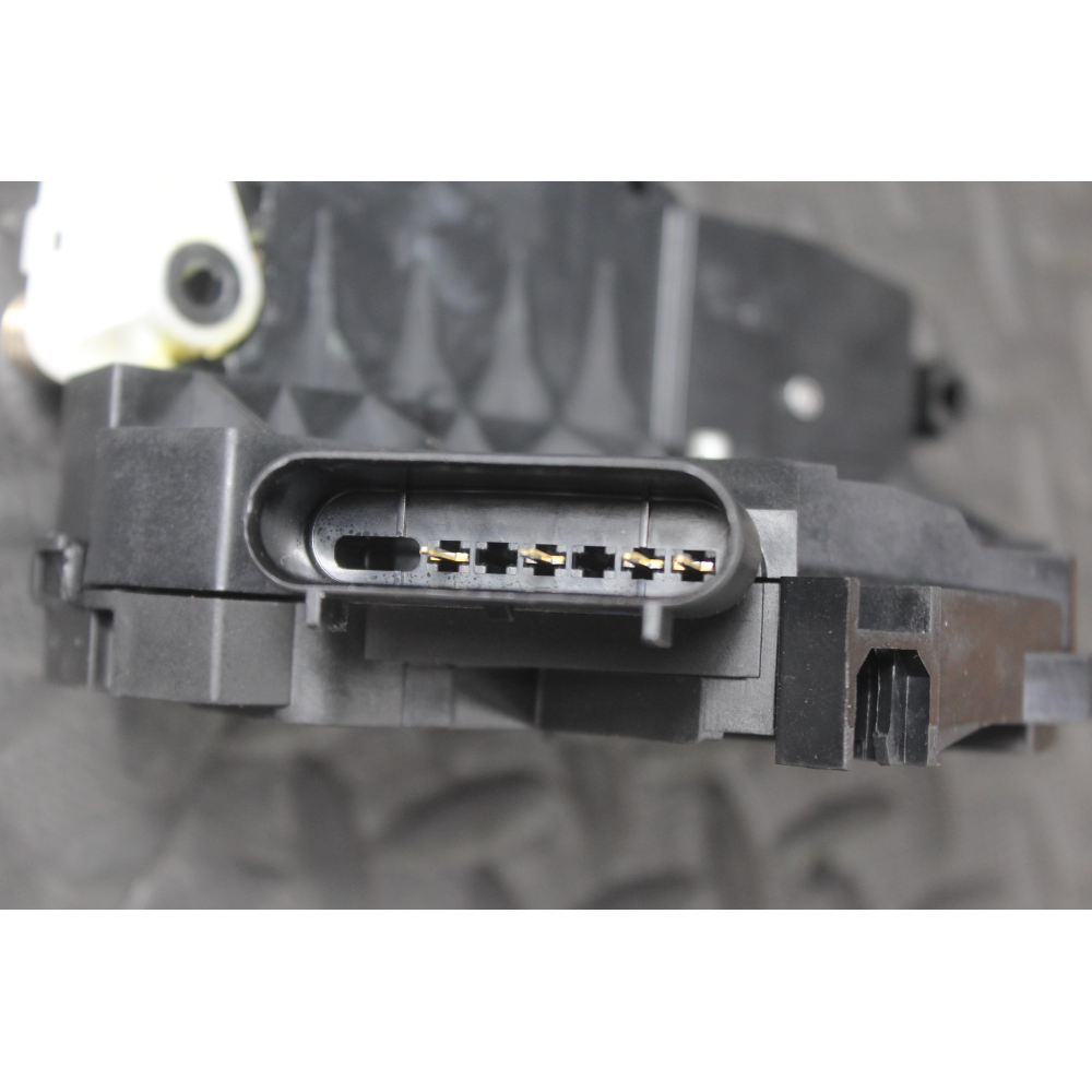 AM5AU21812BE SERRATURA SPORTELLO ANTERIORE DESTRA 4PIN FORD GRAND C-MAX (/CB7,DXA/CEU)(2010 >)