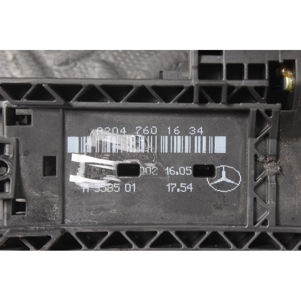 A2047601634 SUPPORTO MANIGLIA ESTERNA POSTERIORE DESTRA MERCEDES CLASSE A (W176)(2012 >)