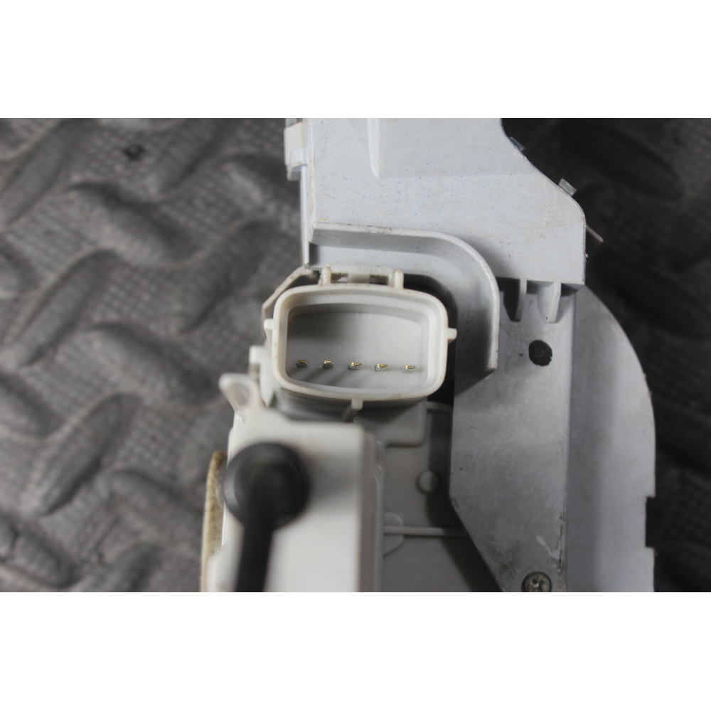 SERRATURA SPORTELLO ANTERIORE SINISTRA 5PIN LANCIA DELTA 3 III (844)(2008-2014)