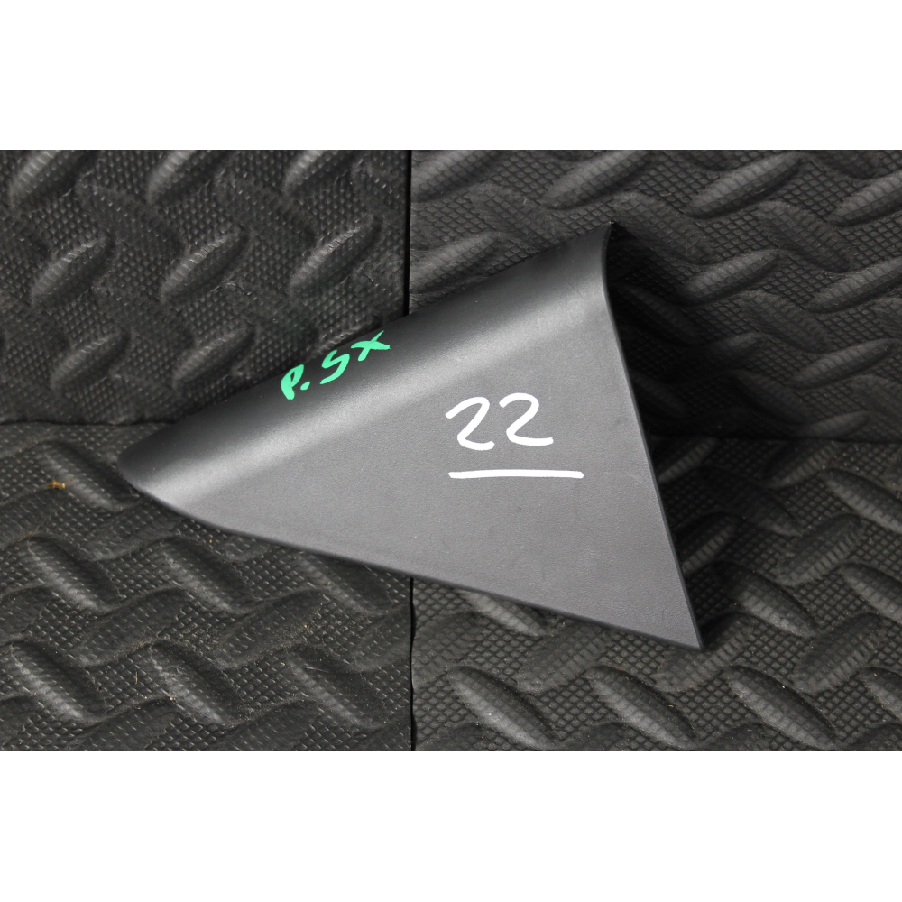 83910-D7000 TRIANGOLO PORTA POSTERIORE SINISTRA HYUNDAI TUCSON (TL)(2015 >) 1.7 CRDI 141CV 104KW D4FD