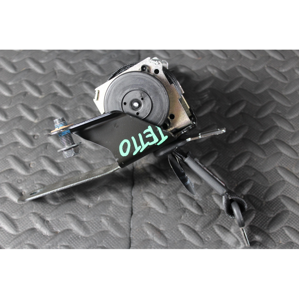 631366400D CINTURA SICUREZZA POSTERIORE CENTRALE HYUNDAI TUCSON (TL)(2015 >) 1.7 CRDI 141CV 104KW D4FD