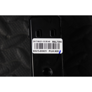 93575-D3021 INTERRUTTORE ALZAVETRO ANTERIORE DESTRO HYUNDAI TUCSON (TL)(2015 >) 1.7 CRDI 141CV 104KW D4FD