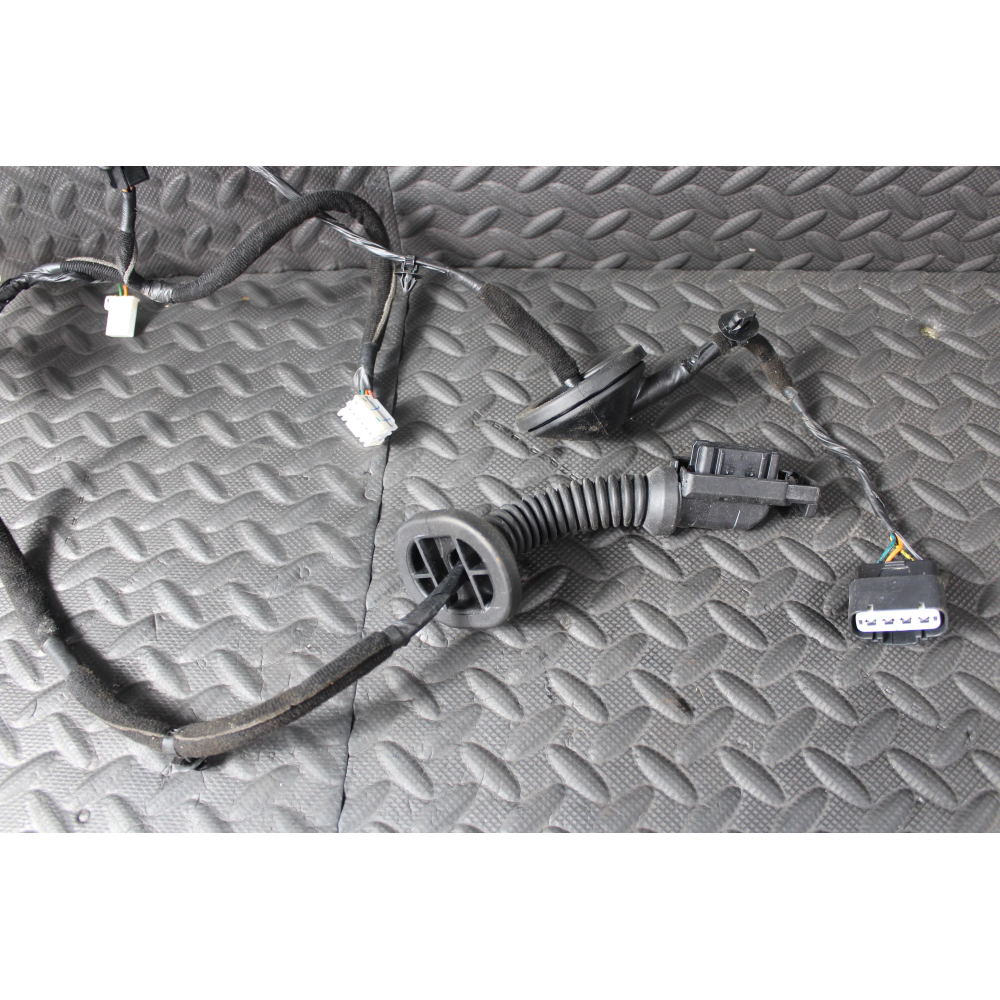 91660-D7010 CAVI CABLAGGIO PORTA POSTERIORE DESTRA HYUNDAI TUCSON (TL)(2015 >) 1.7 CRDI 141CV 104KW D4FD