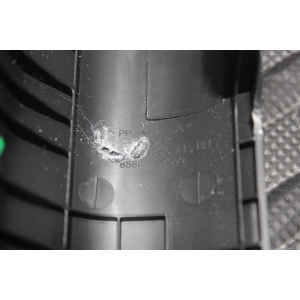 85882-D7000 PROFILO BATTITACCO ANTERIORE DESTRO HYUNDAI TUCSON (TL)(2015 >) 1.7 CRDI 141CV 104KW D4FD