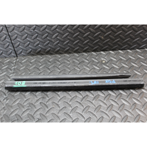 681735RR 68173F4011 RASCHIAVETRO INTERNO POSTERIORE DESTRO TOYOTA C-HR (2016>) 1.8 HYBRID 2ZR-FXE