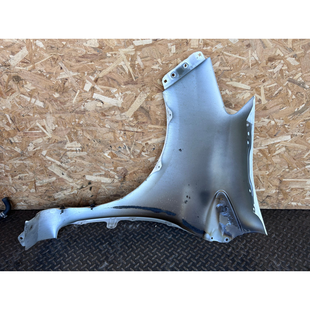 PARAFANGO ANTERIORE DX DESTRO TOYOTA YARIS 3 III (P13)(2017>) 1.5 HYBRID 73CV 54KW 1NZFXE