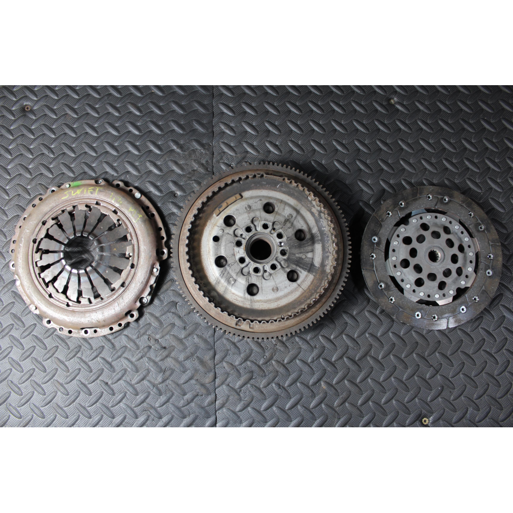 322035210 KIT VOLANO E FRIZIONE OPEL CORSA D SUZUKI SWIFT 1.3 MULTIJET