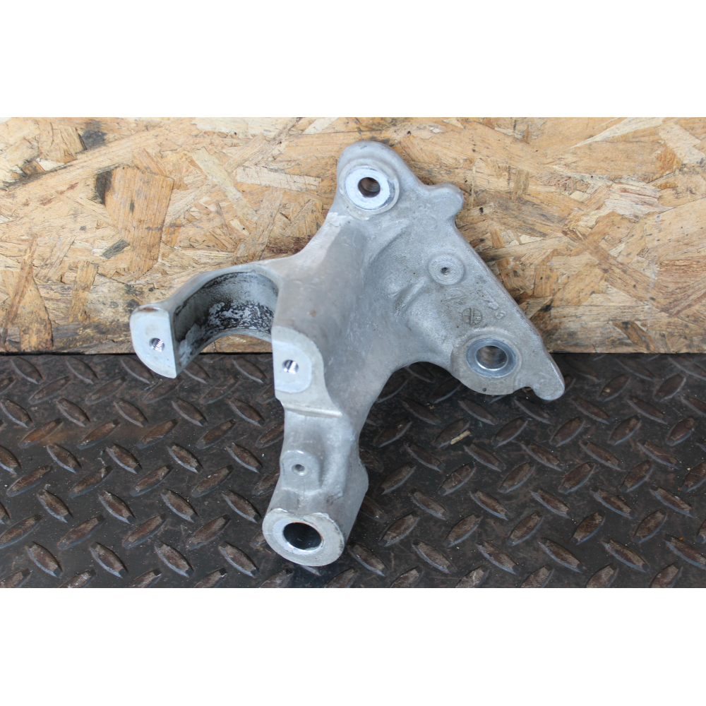 548500910R SUPPORTO MOTORE DESTRO RENAULT TALISMAN (L2M)(2020) 2.0 DCI